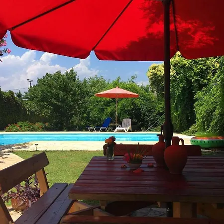 Σπίτι διακοπών Alkyon - Dreamy 3br, Pool & Bbq Next To Varnavas Γραμματικό
